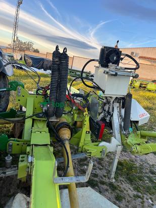 Equipo de siega CLAAS 8550  de mayales