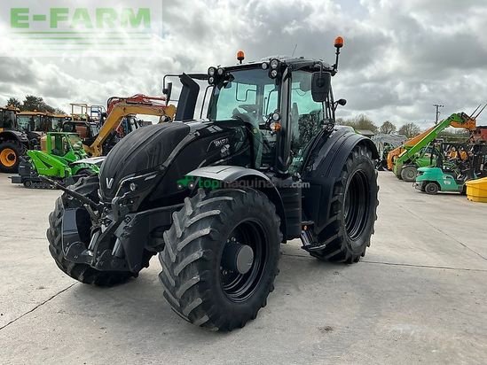 Tractor agrícola - Valtra - t194 versu unlimited (st26337)