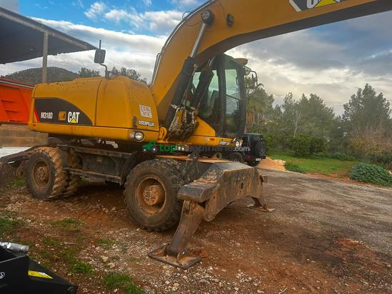 Excavadora -  CAT318D