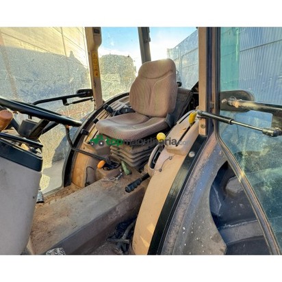 Tractor agrícola - John Deere - 5615F