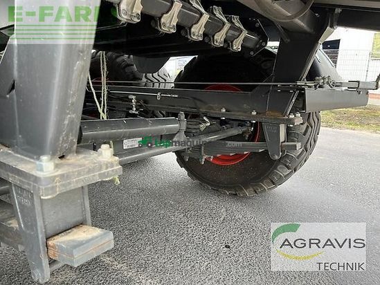 Empacadora gigant - Claas - quadrant 5300 evolution fc tandem