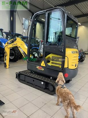Excavadora - New Holland - ec19c