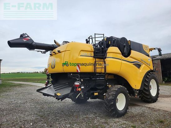 Cosechadora de Cereal - New Holland - cx 8.70