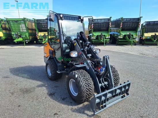 Minicargadora - Giant - g2700 hd+