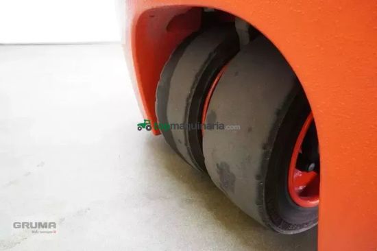 Elevadora - Linde - e 18 evo ion 386-02