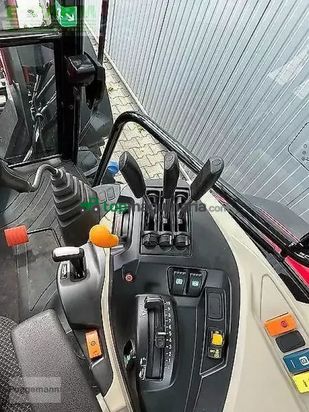 Tractor agrícola - Massey Ferguson - 5711 m