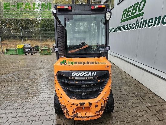 Elevadora - Doosan - d30s-9