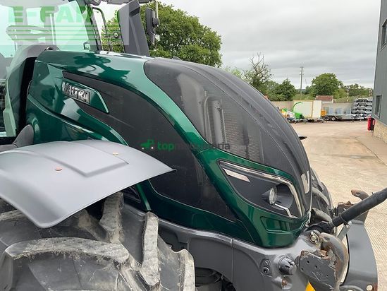 Tractor agrícola - Valtra - t214 versu tractor (st26880)