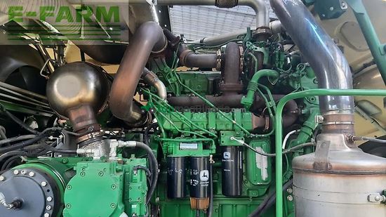 Cosechadora de Cereal - John Deere - 8400