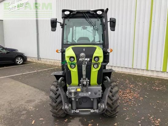 Tractor agrícola - Claas - nexos 240 m