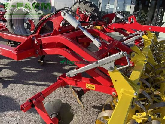 Cultivador - Pöttinger - terria 5040