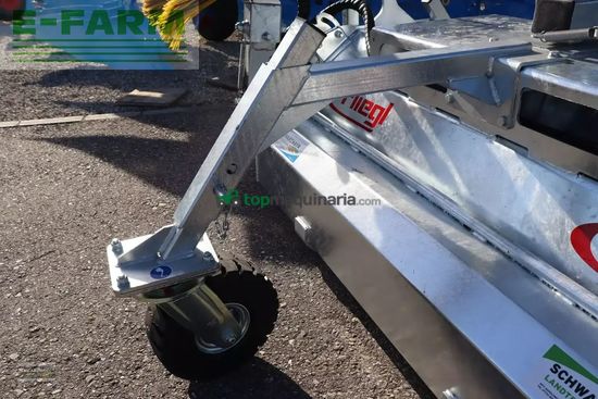 Riego -  - fliegl agrocenter kehrmaschine 1550