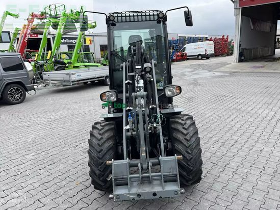 Telescopica - Giant - g 2700hd+ mit kabine  weidemann hv