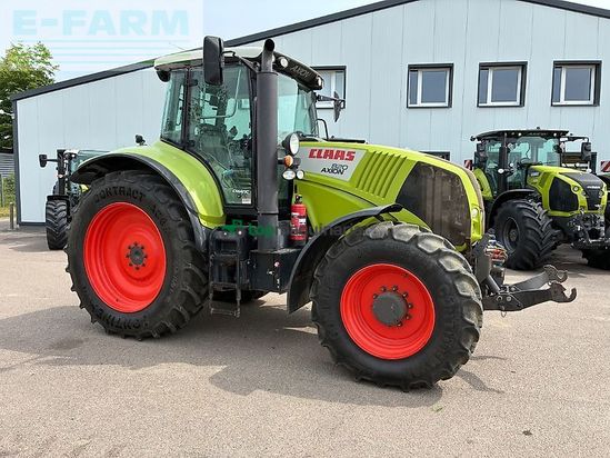Tractor agrícola - Claas - axion 820 cmatic