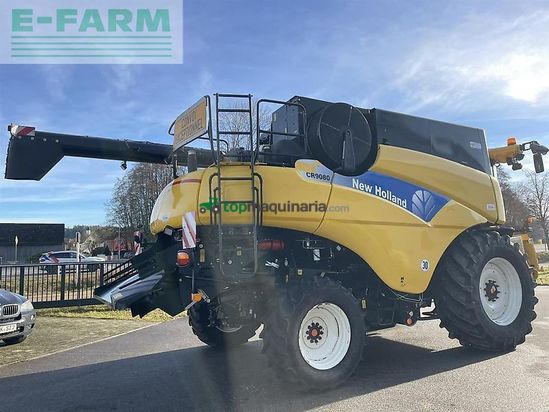 Cosechadora de Cereal - New Holland - cr 9080, 2150 trommelstunden