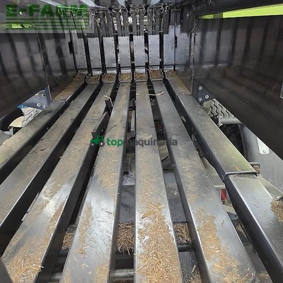 Empacadora gigant - Claas - quadrant 2200 rc