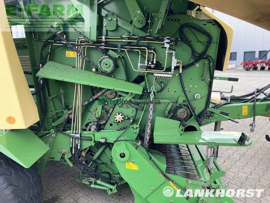 Empacadora gigant - Krone - comprima cv 150 xc