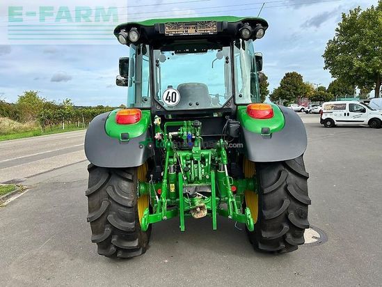 Tractor agrícola - John Deere - 5100m