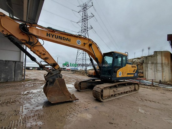 Excavadora HYUNDAI HX220L