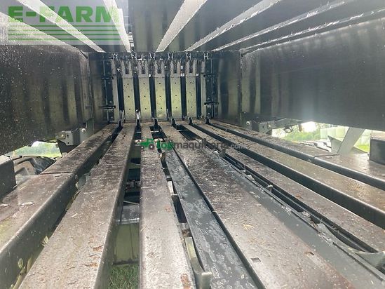 Empacadora gigant - Claas - quadrant 5200 fc tandem