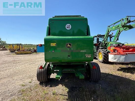 Empacadora gigant - John Deere - 864