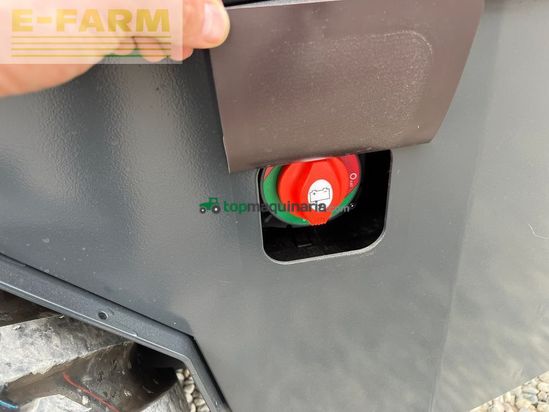 Minicargadora - Thaler - 2438s dpf med kabine, brede hjul og euro-skifte