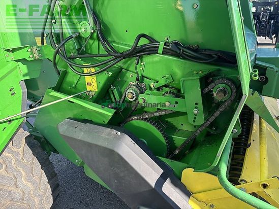 Empacadora gigant - John Deere - 592