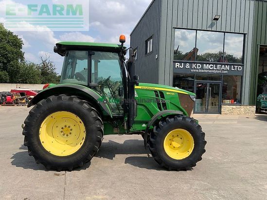 Tractor agrícola - John Deere - 6110mc tractor (st26631)