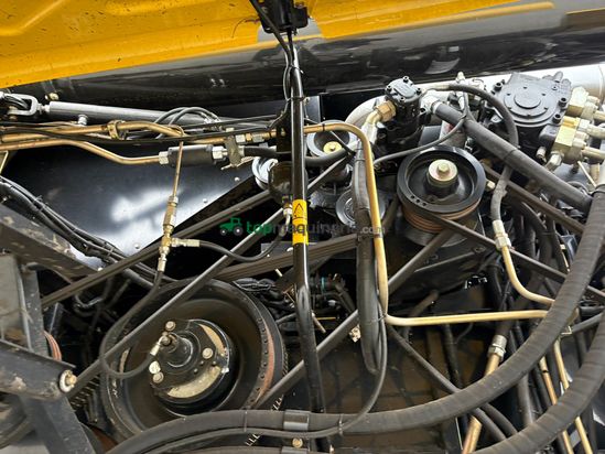 Cosechadora de Cereal - New Holland -  CX8050