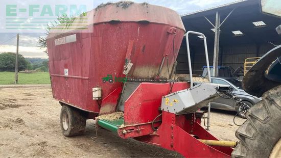 Remolqu esparcidor - JF Stoll - feeder vm18