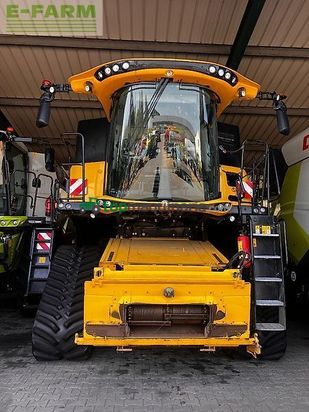 Cosechadora de Cereal - New Holland - cr 8.80