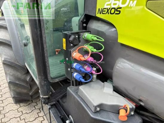 Tractor agrícola - Claas - nexos 260 m