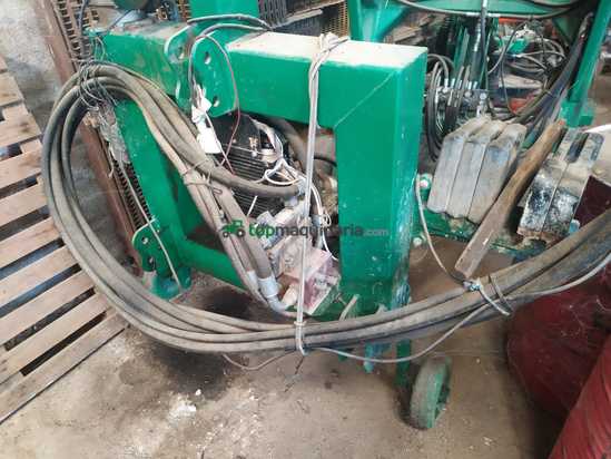 Vibrador frontal articulado 