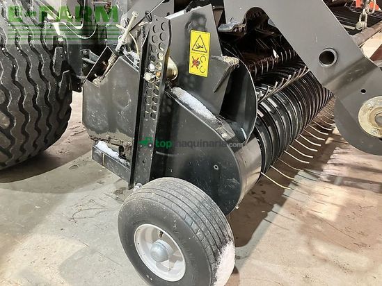 Empacadora gigant - Case IH - rb 455
