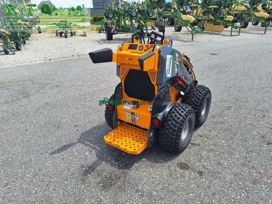 Minicargadora - Giant - gs900 skid