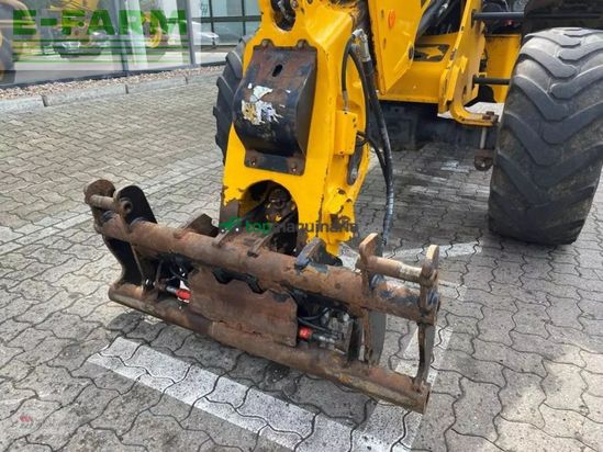 Telescopica - JCB - tm 220 40 km/h