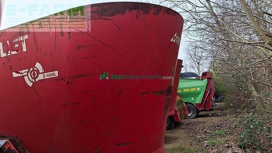 Remolqu esparcidor - Trioliet - solomix 2 1600 l-vl