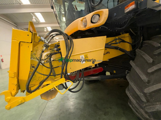 Cosechadora de Cereal - New Holland - CX8070