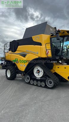 Cosechadora de Cereal - New Holland - cr 8.80 raupe intellisense