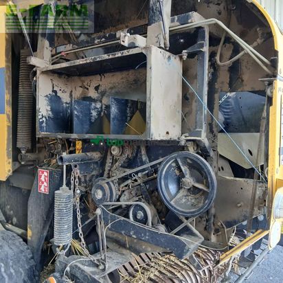 Empacadora gigant - New Holland - br7070