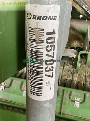 Empacadora gigant - Krone - comprima v 150 xc