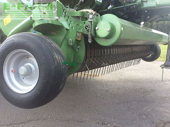 Empacadora gigant - Krone - comprima v 150 xc
