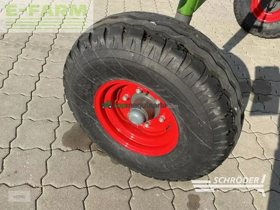 Rastrillo - Fendt - former 880