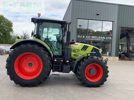 Tractor agrícola - Claas - 650 arion tractor (st25367)