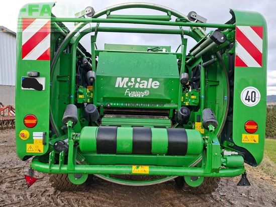 Empacadora gigant - McHale - fusion 3 plus