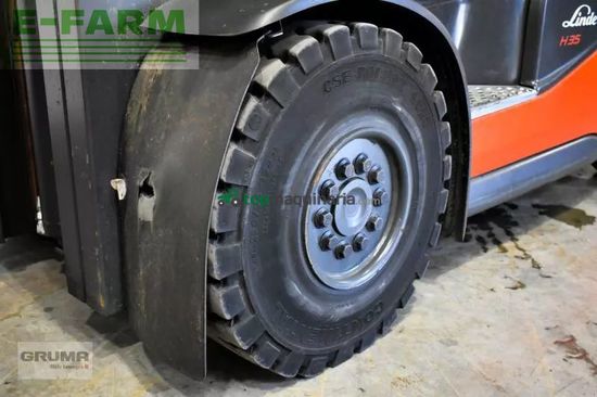 Elevadora - Linde - h 35 d 1202-01