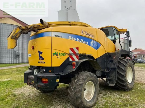 Cosechadora de Cereal - New Holland - fr 9040