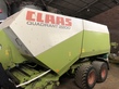 Empacadora gigant - Claas - Quadrant 2200