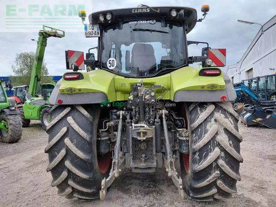 Tractor agrícola - Claas - arion 660 cmatic
