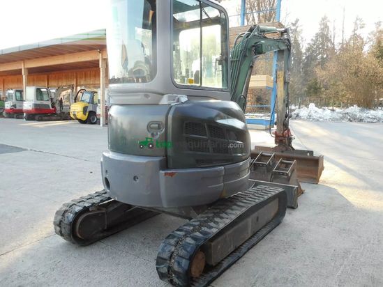 Excavadora - New Holland - e 39b-sr ( sw + 4 löffel ) 3.900 kg